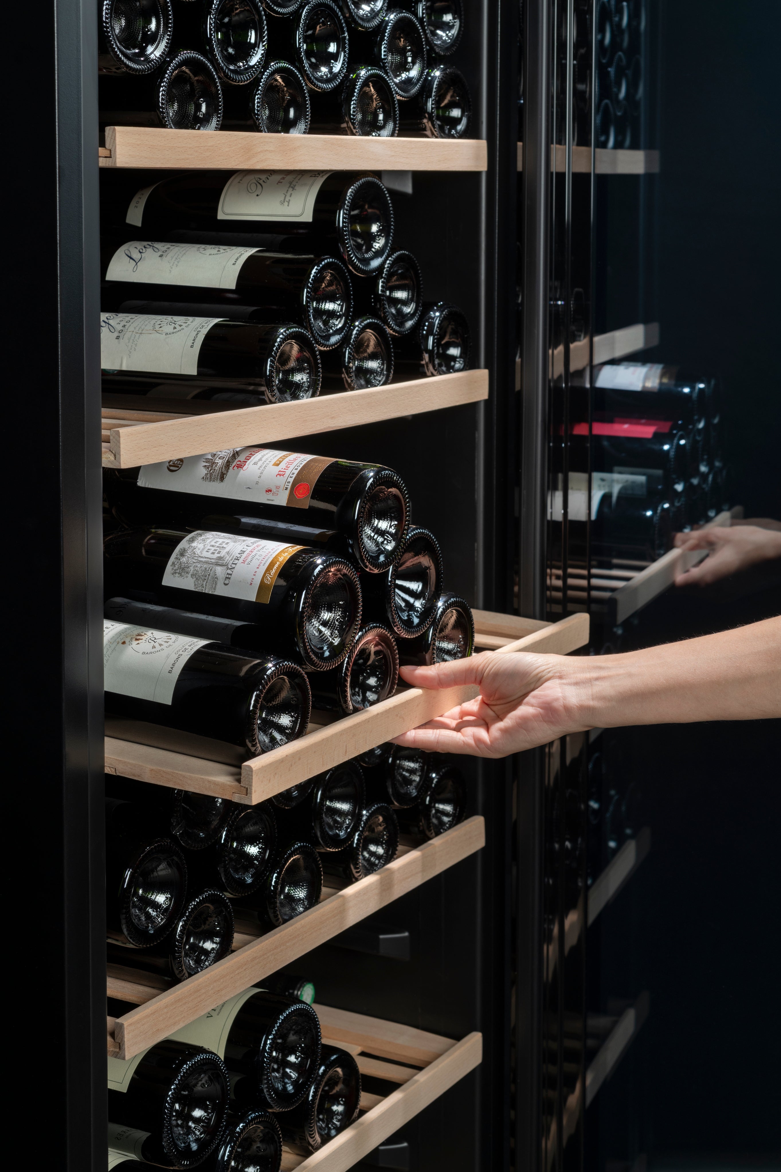 La Sommeliere - 185 Bottle Single Zone Wine Cabinet - CLASSIC185