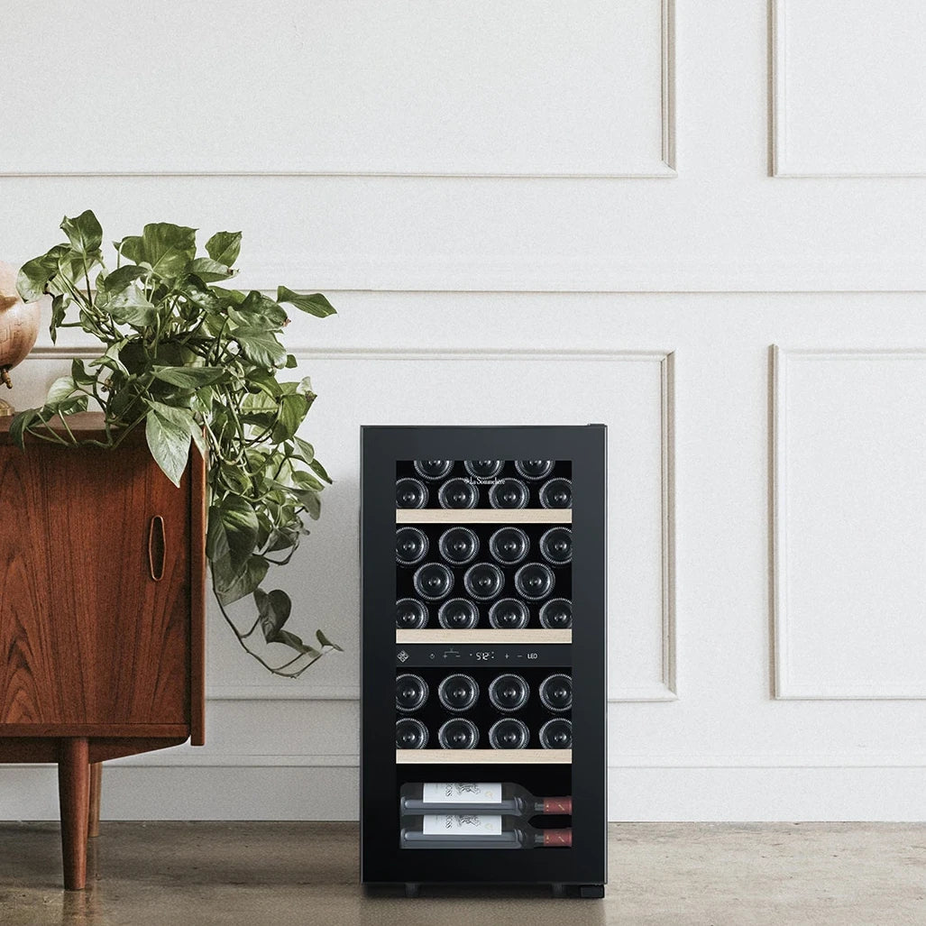 La Sommeliere - 32 Bottle Dual Zone Wine Cooler - SMART32DZ