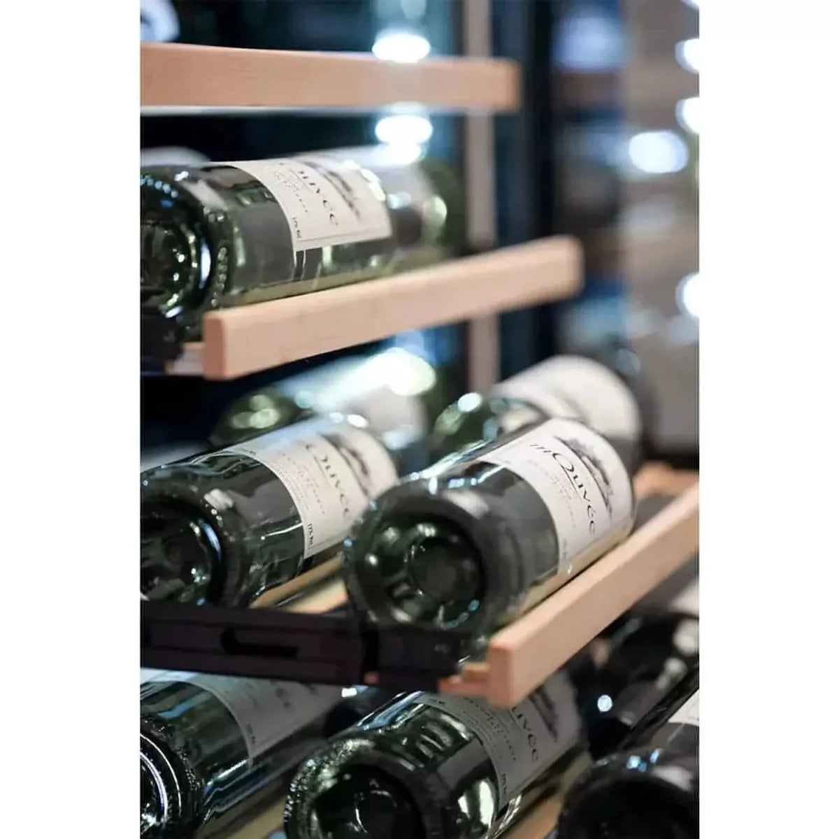 mQuvée - Velvet 100 Glass 142 Bottle Single Zone Wine Cabinet