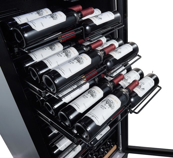 mQuvée - WineExpert 192 Fullglass Black Label View