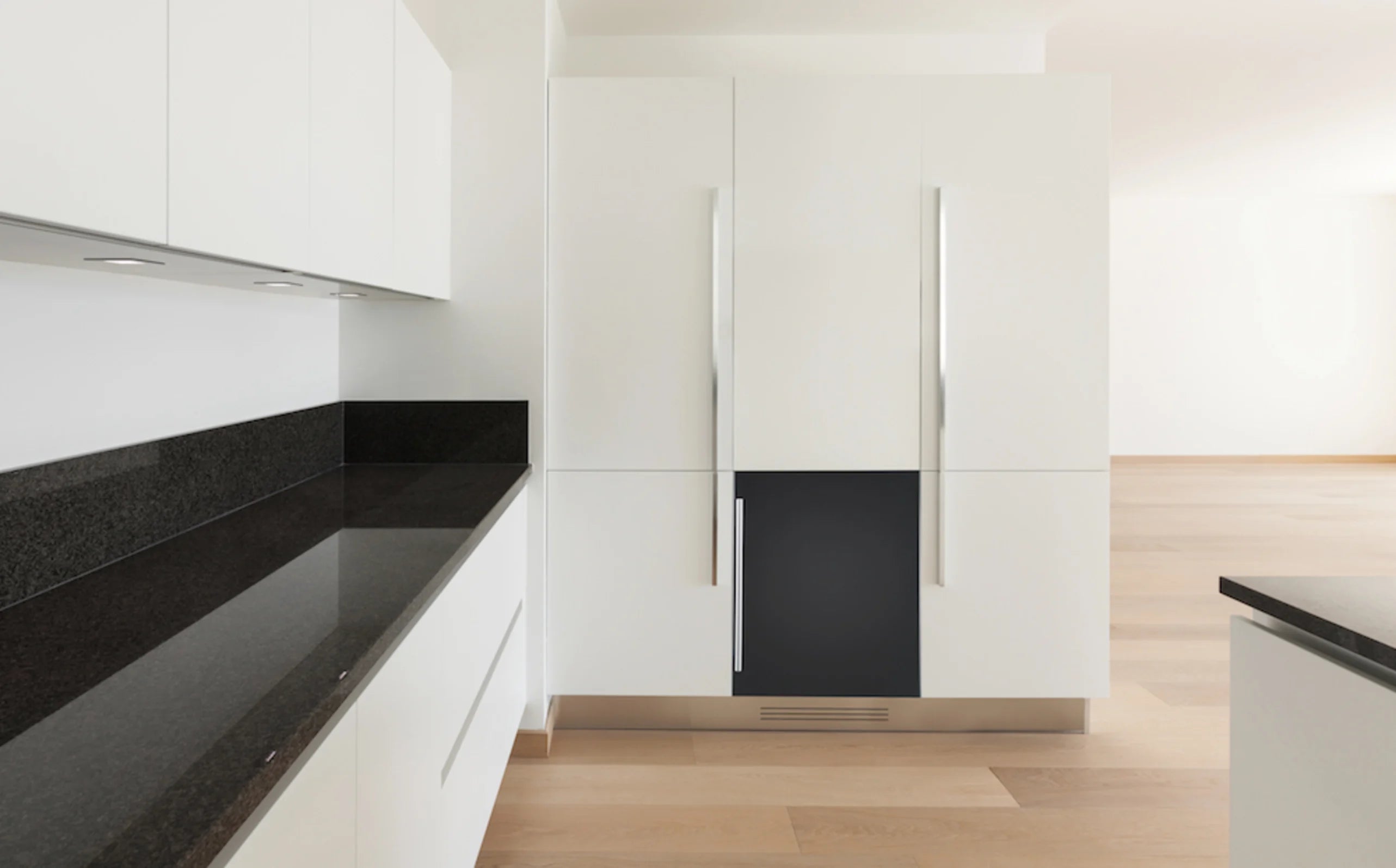mQuvée - WineStore 82 Anthracite Black Wine Fridge