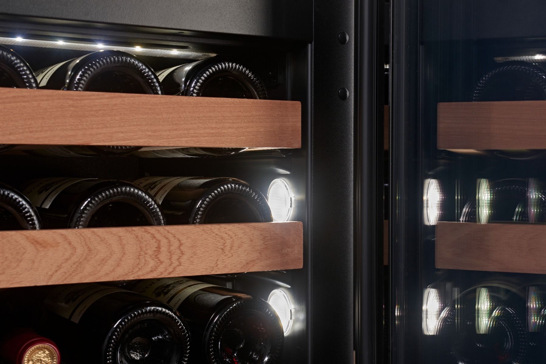 Swisscave - WIB-60DF - Kitchen Edition Dual Zone Wine Fridge