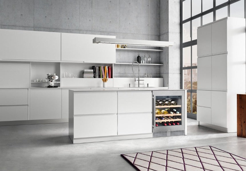 Liebherr - GrandCru 46 Bottle Single Zone Wine Cooler - UWKES1752